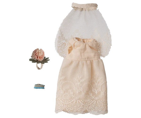 Wedding Dress Mum