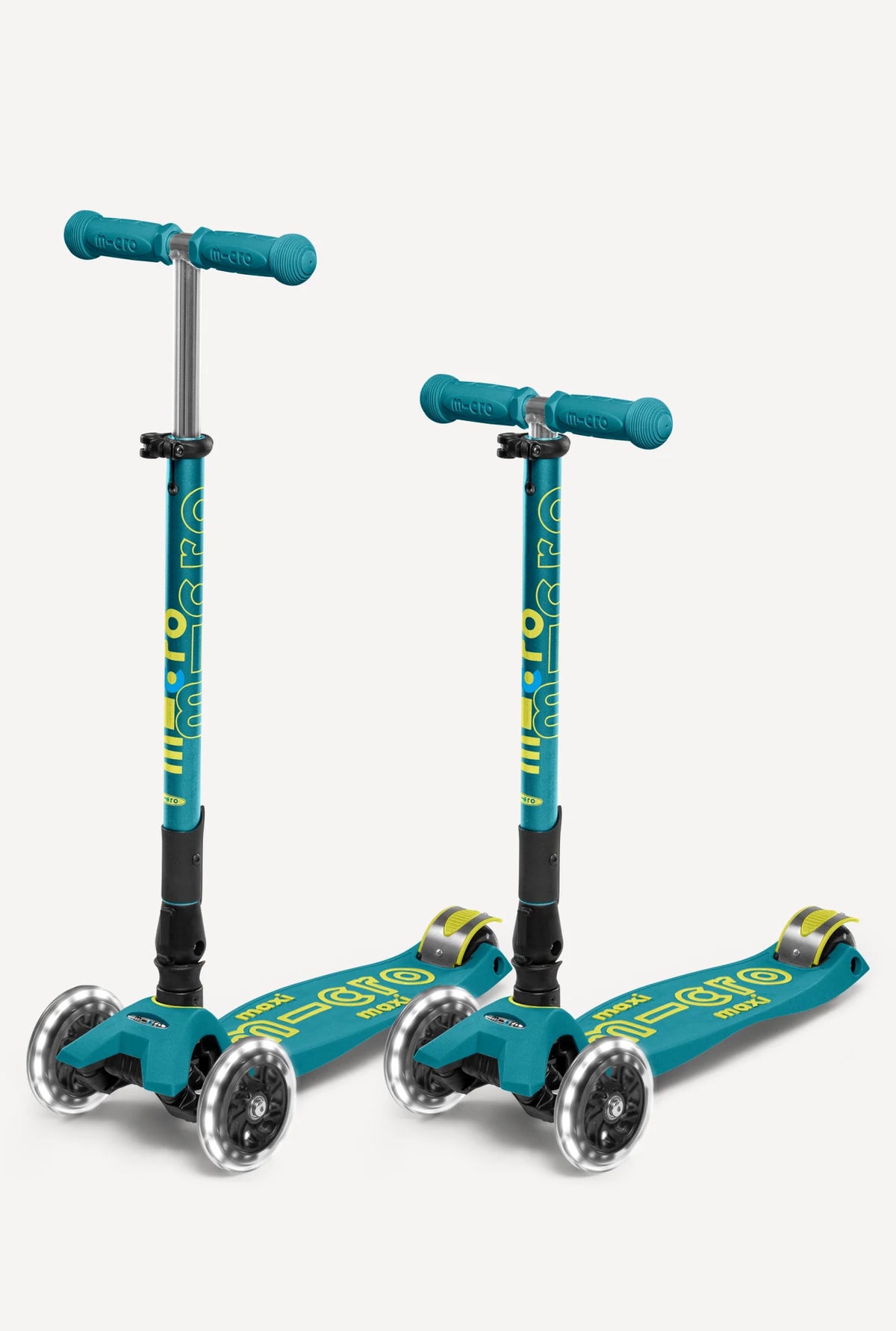 Micro Maxi Foldable LED Scooter