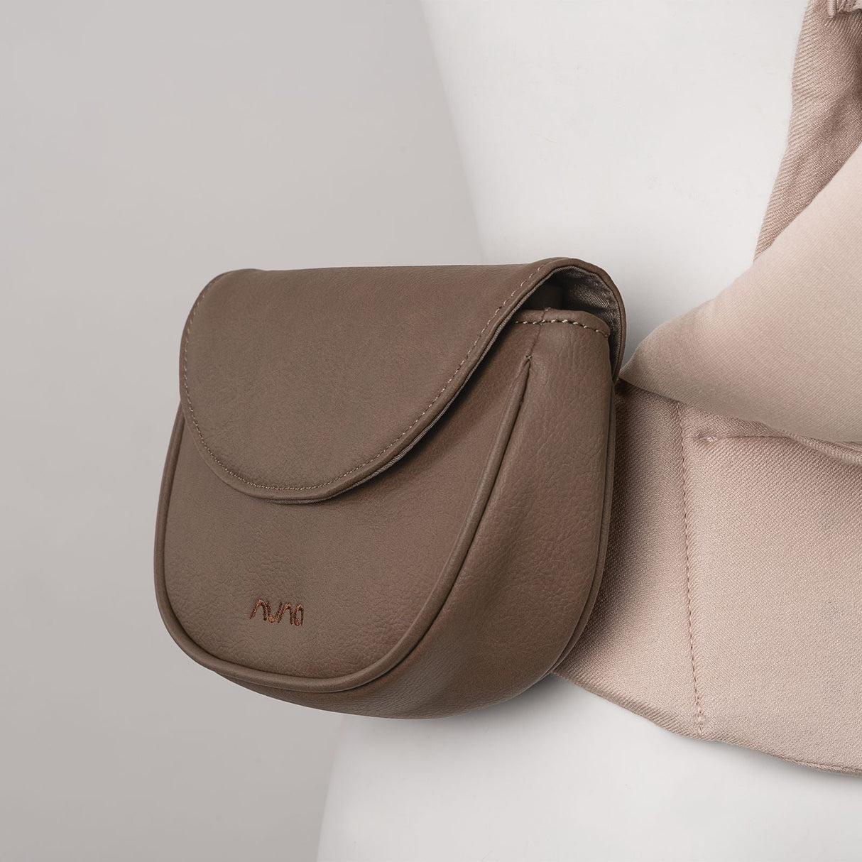 Nuna CUDL Luxe