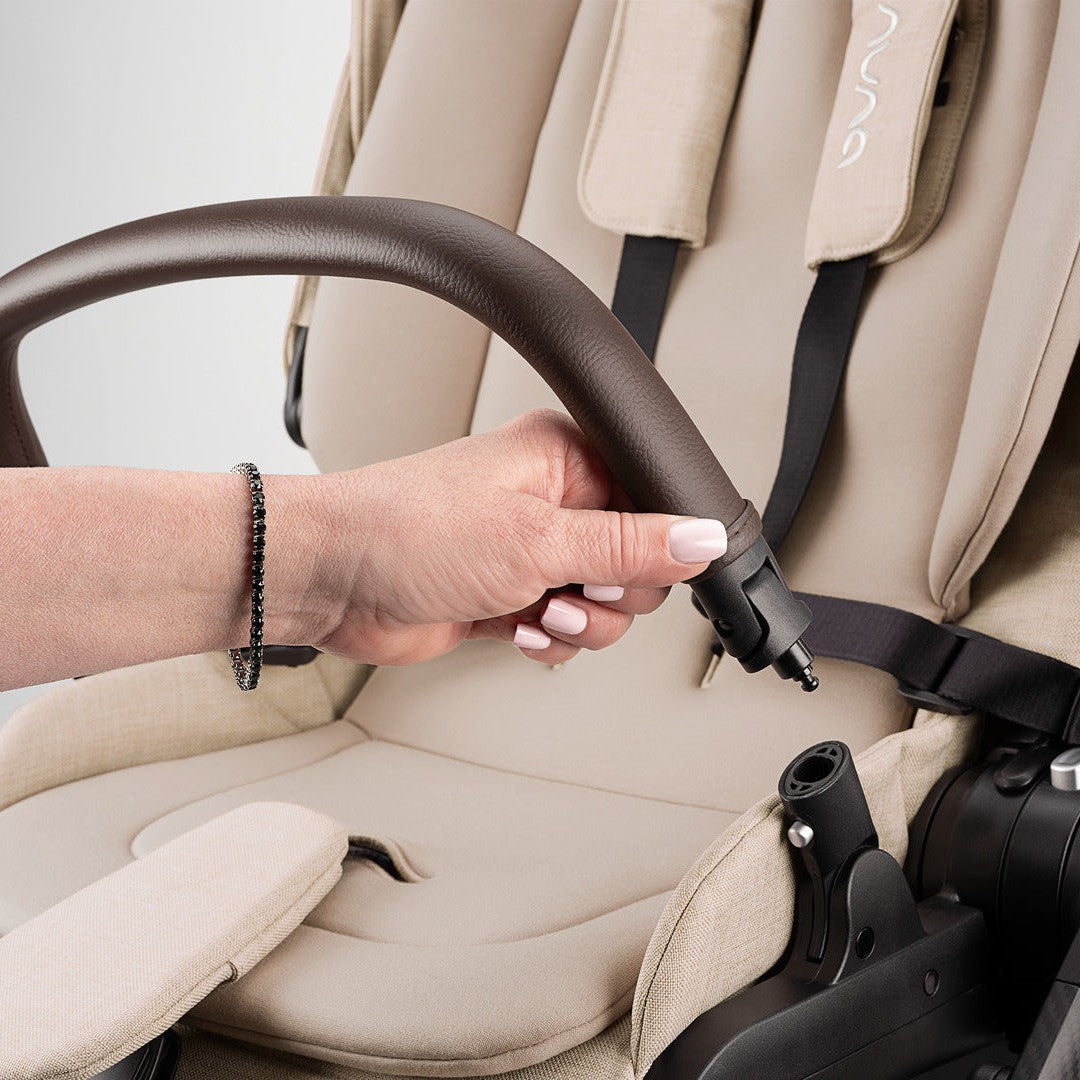 Nuna SWIV Stroller