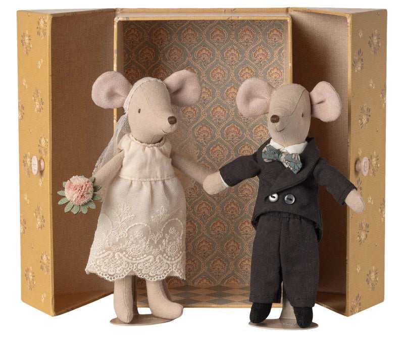 Wedding Mice Mum and Dad