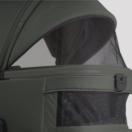 Silver Cross Cove 2 Compact Bassinet
