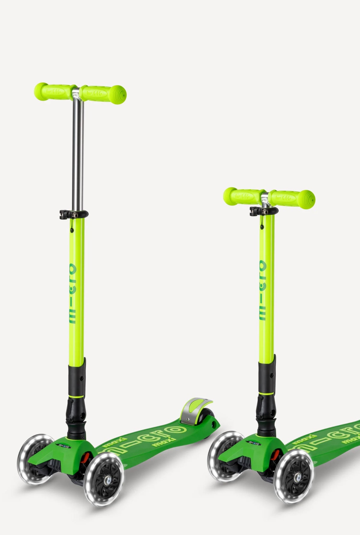 Micro Maxi Foldable LED Scooter