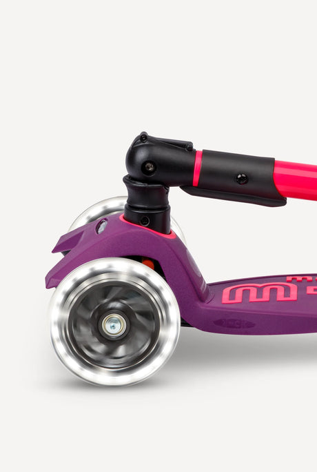 Micro Maxi Foldable LED Scooter