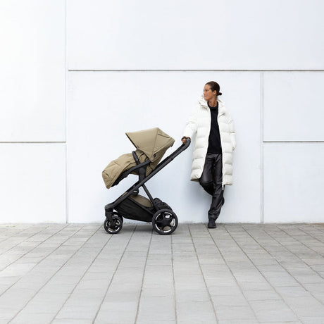 Thule Charm Stroller with Newborn Insert